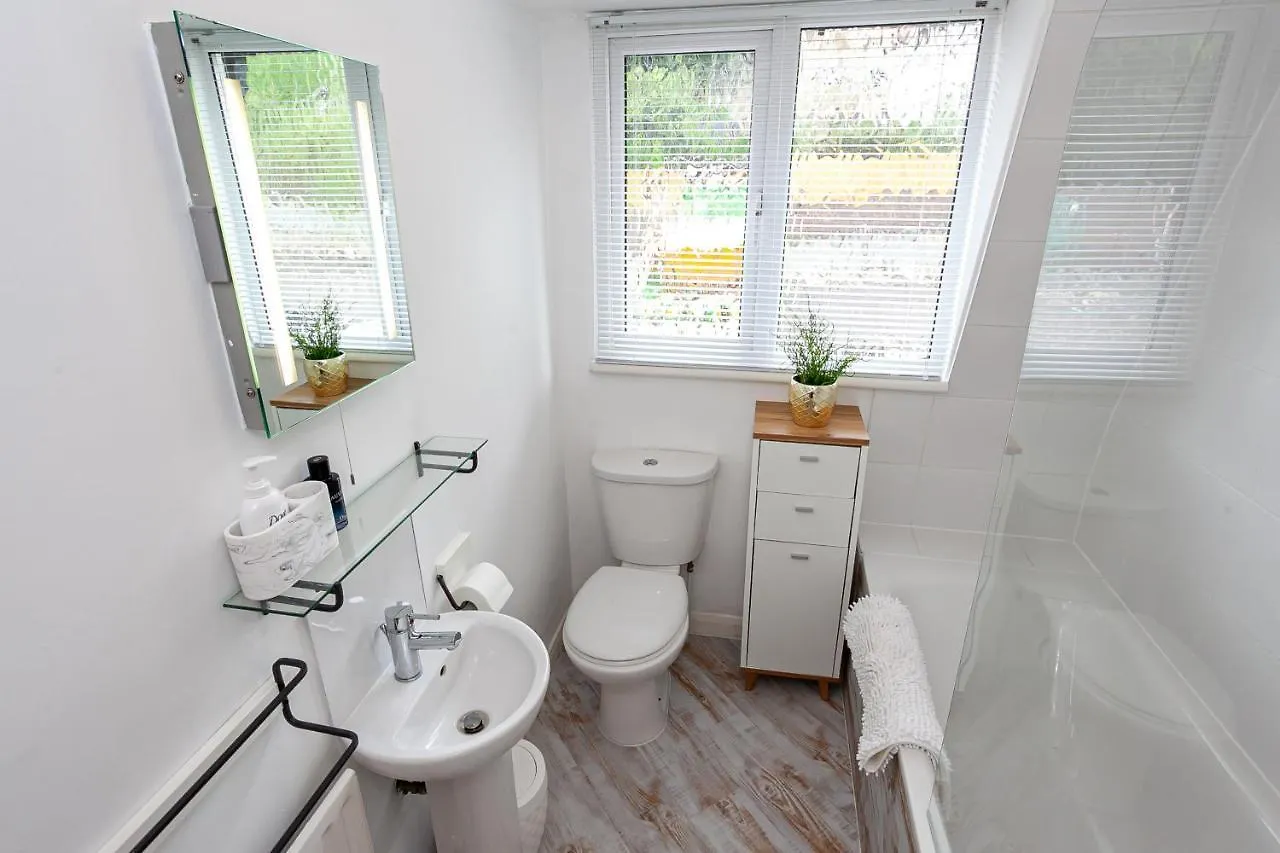 Cosy 2 Bed Apartment - Close To Leeds Centre Leeds (West Yorkshire)