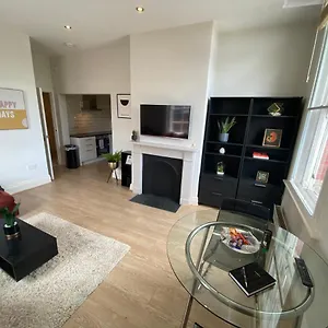  Apartment Modern Flat In Leeds Centre, Great For Business And Pleasure